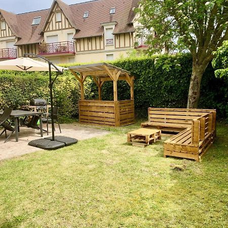 Appart 5 Pers - 500M De La Plage & Proche Thalasso Apartment Cabourg Bagian luar foto